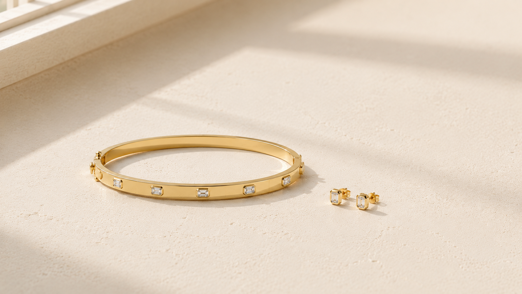 The Bezel Set
